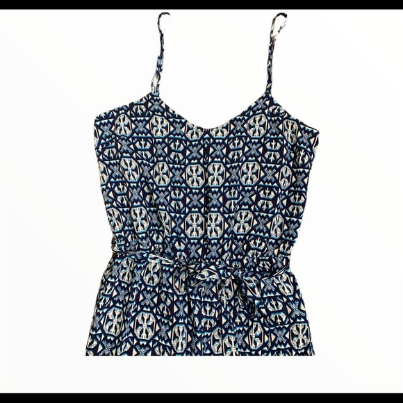 F21 Contemporary Geo Print Wide-Leg Jumpsuit With Tie Waist Blue Size Small - Picture 3 of 11